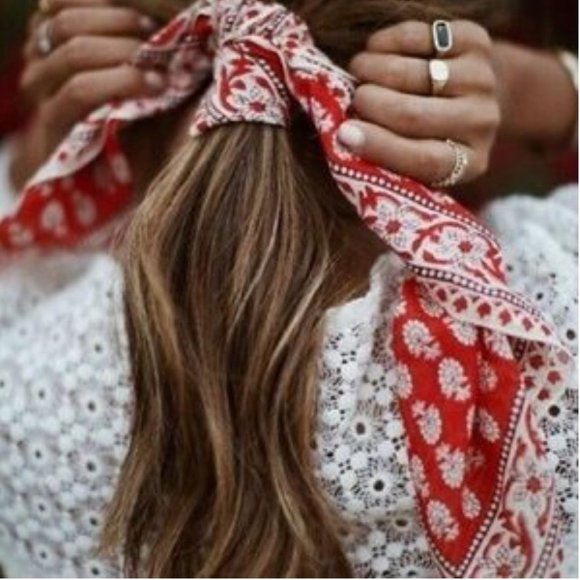 ✨HP✨Madewell Bandana Tropical Coral - Picture 5 of 13